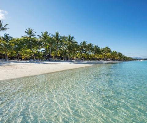 Beachcomber Mauritius beach