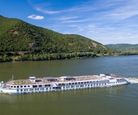 Seaside_Collection_river_cruise.jpg