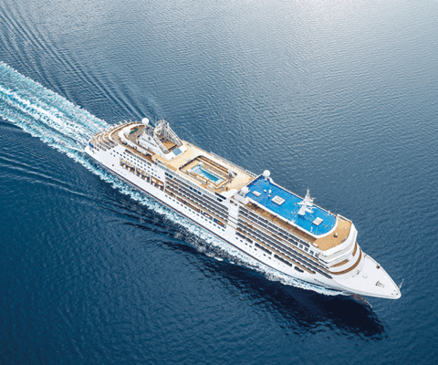 Agents will be able to enjoy one of Silversea's newest ships, such as Silver Moon