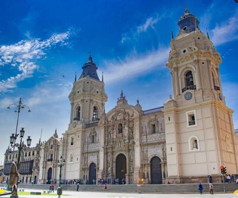 Peru: More airports reopen amid ongoing political protests