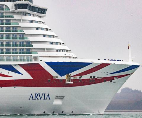 P&O Cruises to give away one million trade reward points during wave