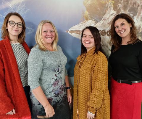 Hotelplan_agency_sales_team.jpg