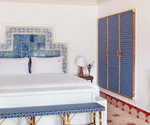 Geometric patterns feature across Vermelho