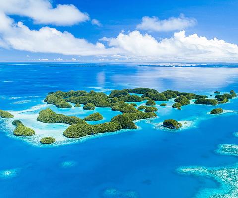 Four_Seasons_Explorer_Palau_islands_fotor_METhumb.jpg
