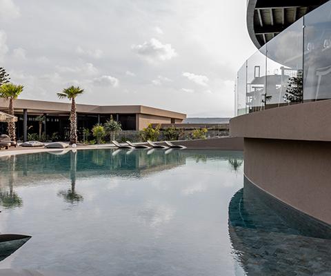 The pool area at Pnoe Breathing Life
