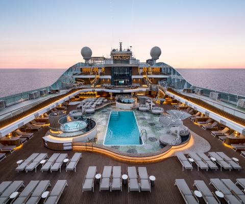 Allura Vista-Pool Deck-fotor-20230912172629.jpg