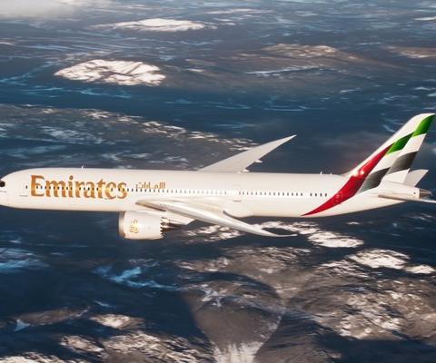 Emirates_Boeing_ek787-cgirenderstill.jpg