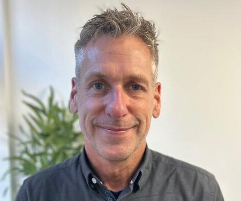 Darren_Birch_APT__Travelmarvel_Marketing__CRM_Manager_De.jpg
