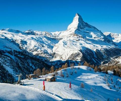 Matterhorn_Zermatt_Cervinia_ski_skiing_snow_winter_mountain_.jpg