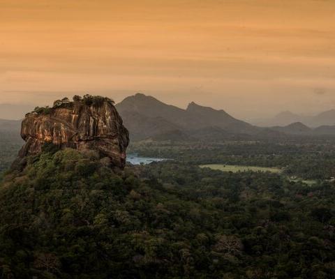 Sri_Lanka_Sigiriya_iStock-978140760.jpg