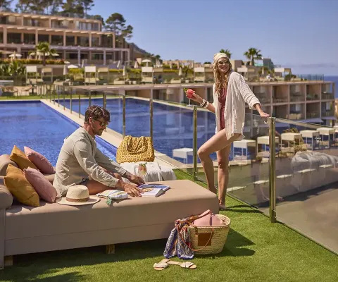 The Zafiro Club pool at Zafiro Palace Andratx