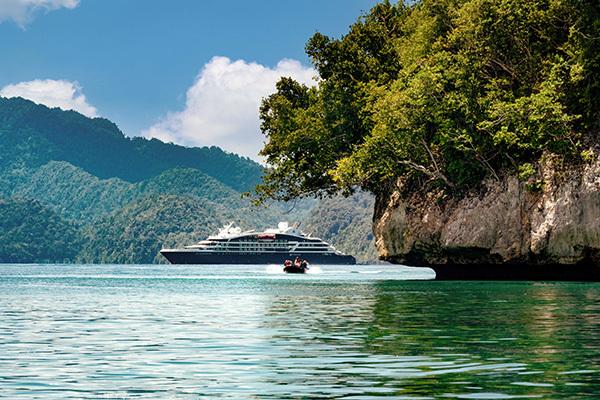 ponant-ship-from-far