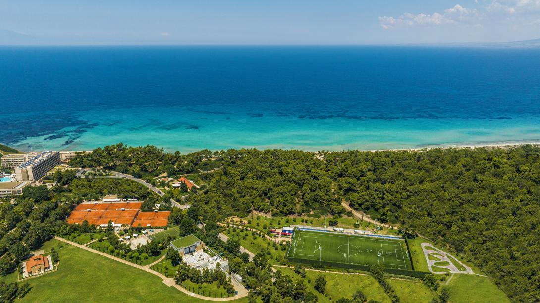 Sani Resort's activities courts