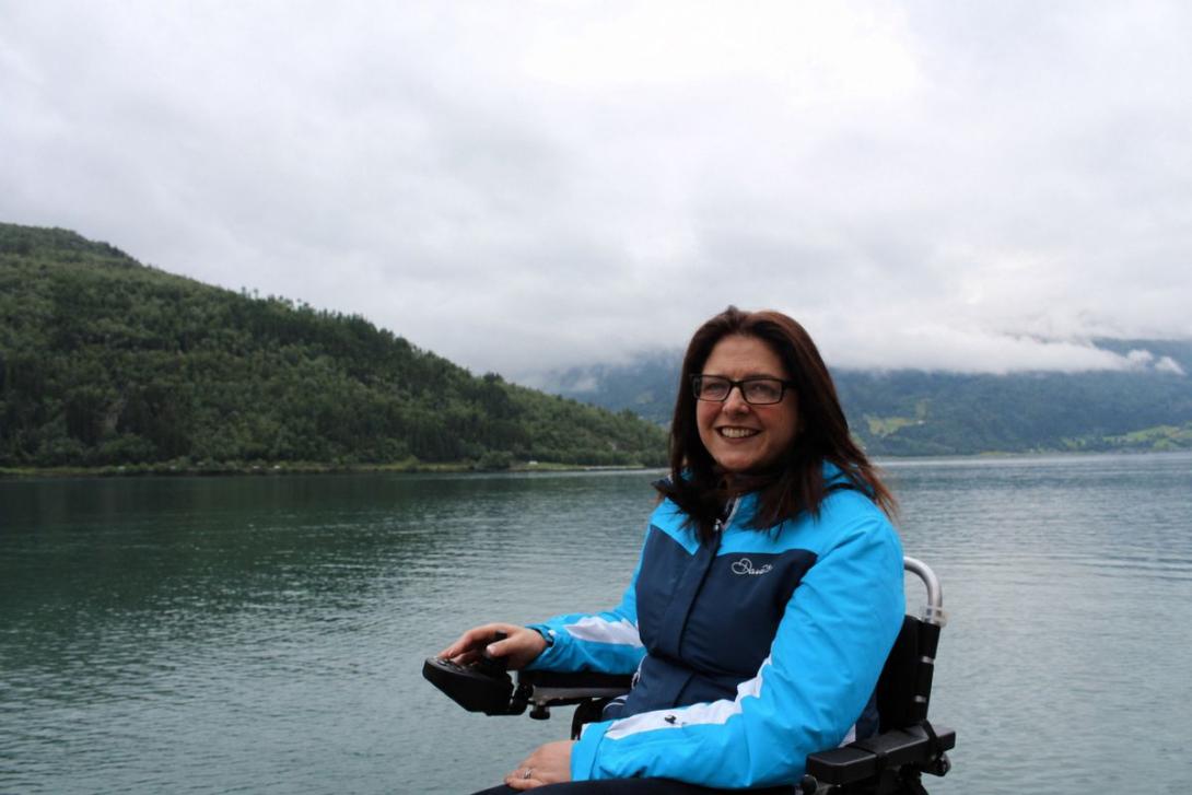 Deanne Moses-Wright Deanne Moses-Wright with fjord backdrop behind her