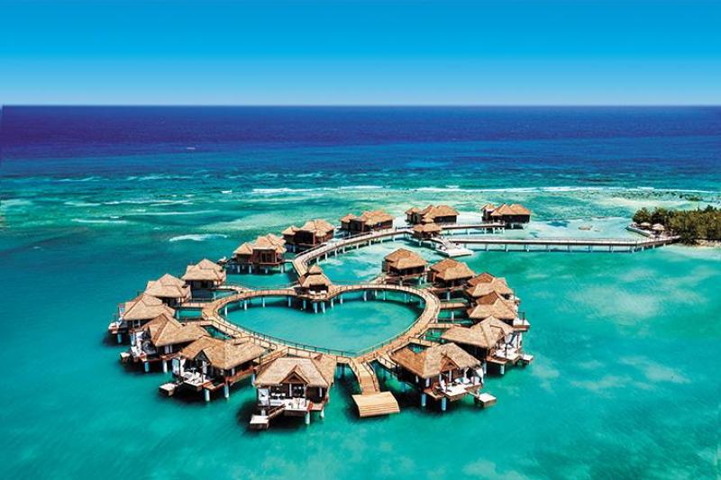 2. The resorts have unique rooms and suites