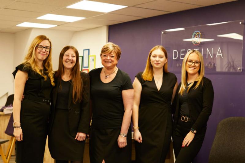 Destina Travel