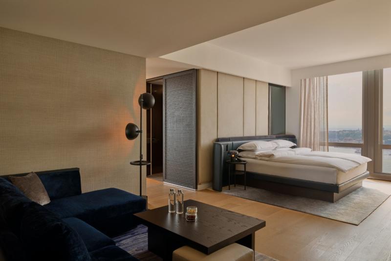 Equinox_Hotel_Hudson_Yards_room.jpg