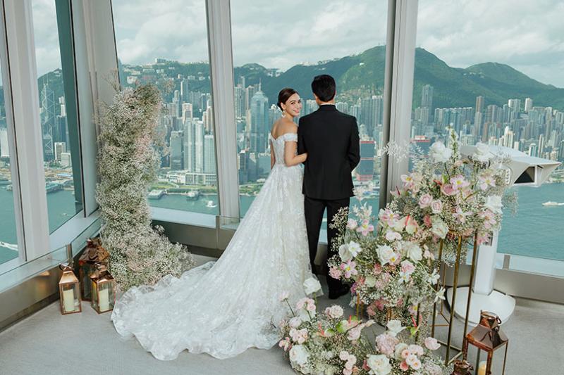 FOR SKY-HIGH ROMANCE