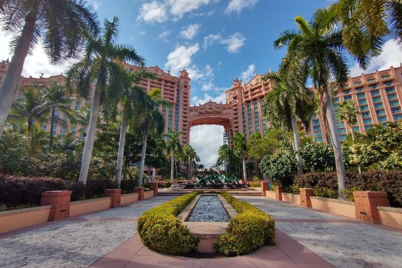 The Cove at Atlantis has plenty of activities to keep clients busy