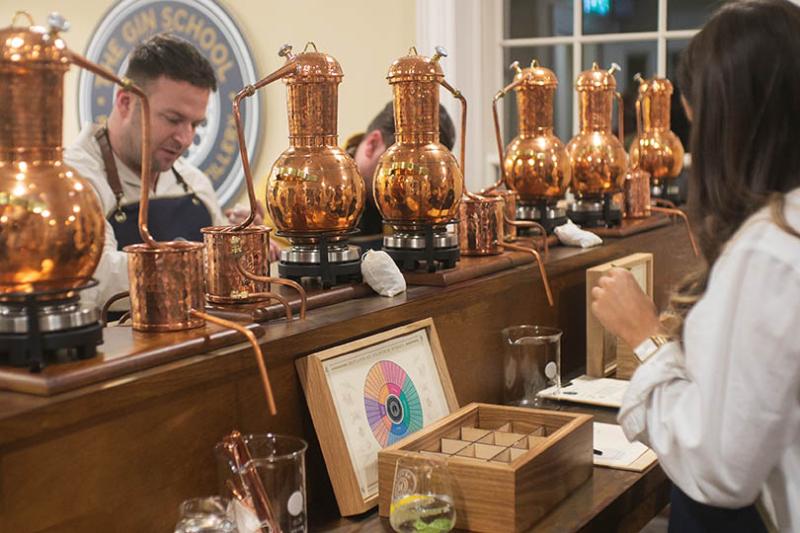 9. MAKING PERSONALISED GIN