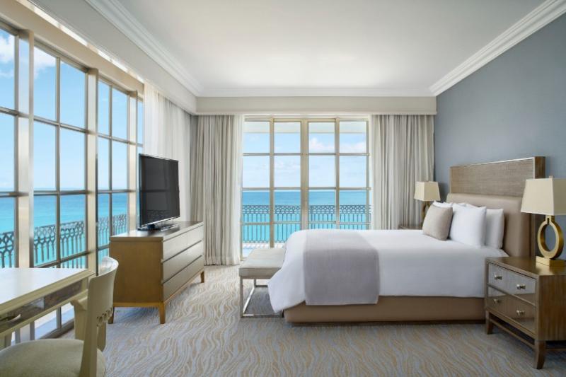 Panoramic suite