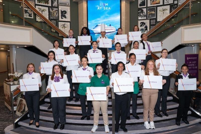 Wizz Air and Ambassador pay tribute to female crew members and leaders