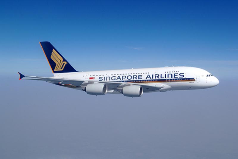 Singapore Airlines aircraft in flight