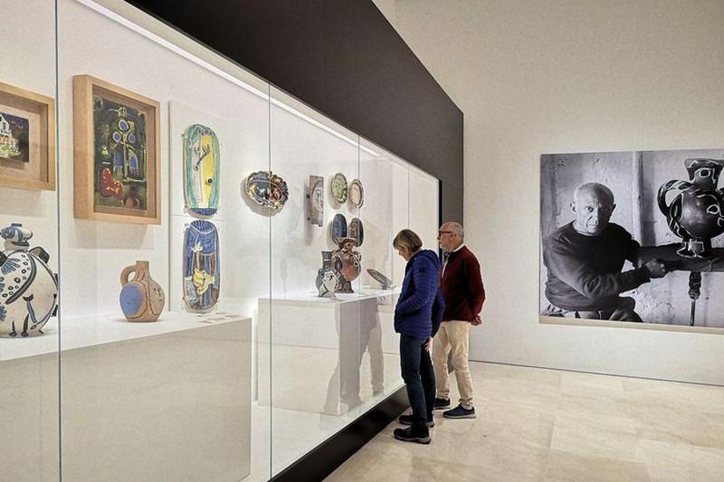 Picasso routes