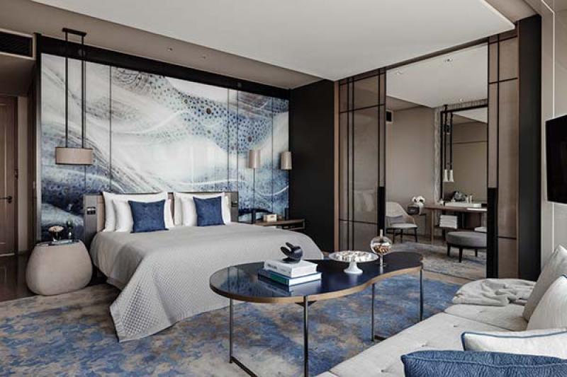 A deluxe room at One&Only One Za’abeel 