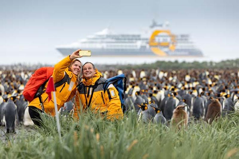 Quark Expeditions