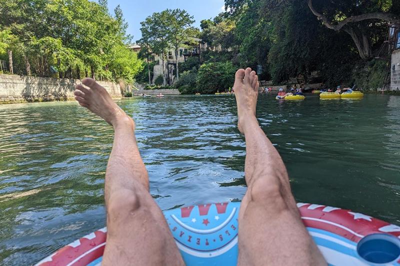 Tubing on Comal river in New Braunfels © Karl Cushing