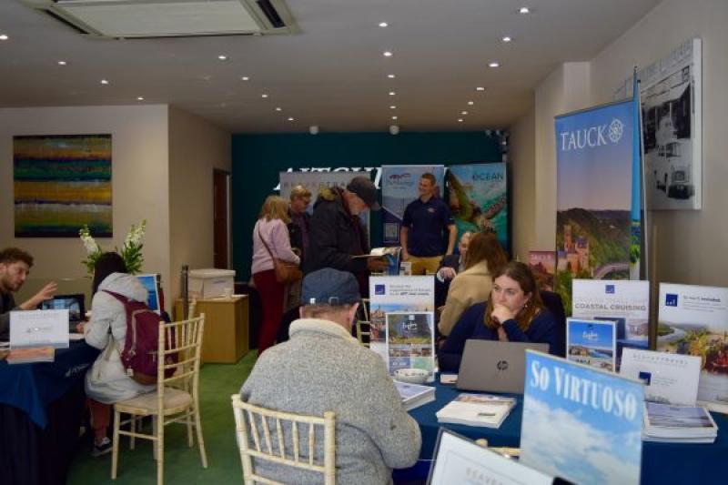 Luxury cruise suppliers offering advice to clients on bookings 