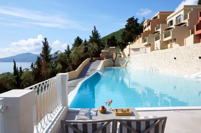 Nido_Aquavit_Pool_Bar_Resturant_(2).webp