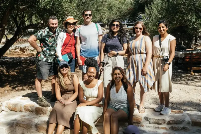 Diversifying Travel Media