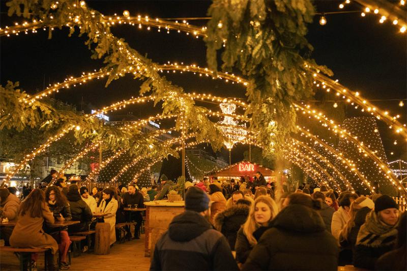 Geneva_Christmas_market_-_credit_mylenecybele.jpg