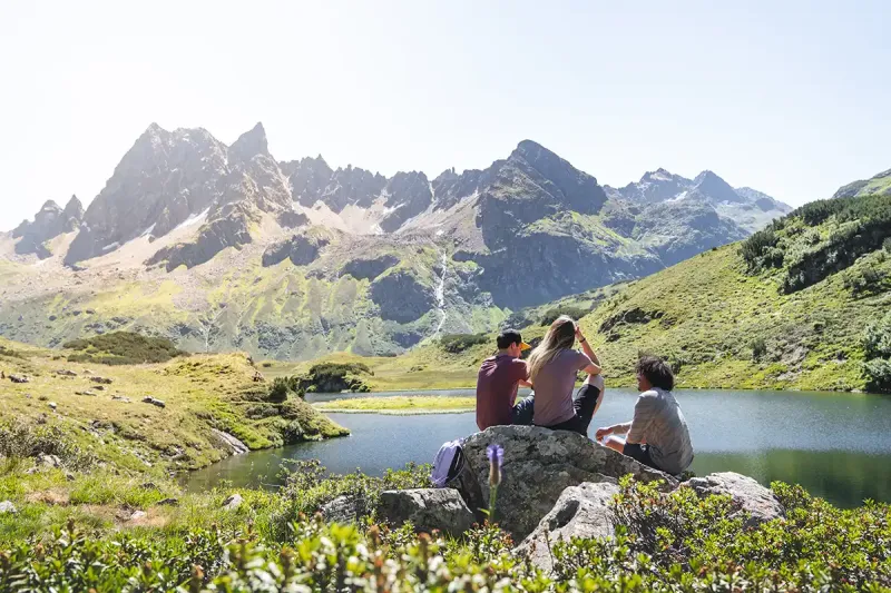 When hiking in St Anton am Arlberg visitors can enjoy the view towards Langsee. Credit: TVB St Anton am Arlberg / Karin Pasterer