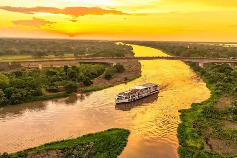 crop AmaMagdalena Sailing Bridge Final