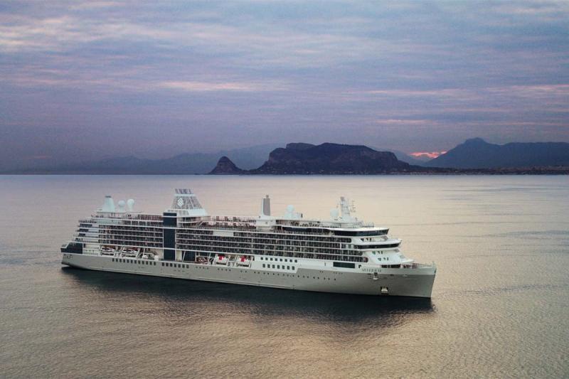 Hannah recently sailed onboard Silver Ray