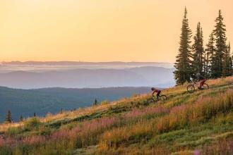 Sun Peaks mountain bikers