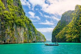Krabi-Ko_Phi_Phi_credit_Tourism_Authority_of_Thailand