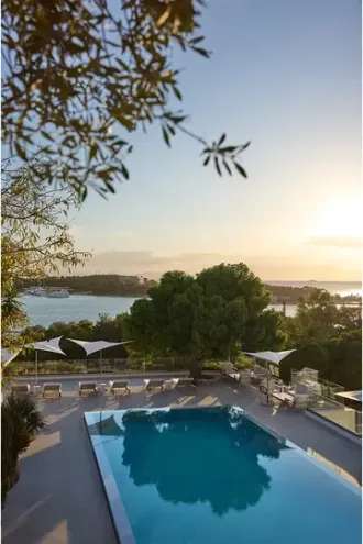 The beautiful new hotel enticing your clients to the Athens Riviera